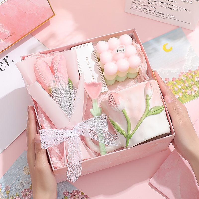 Tulip Ceramic Cup and Saucer Set